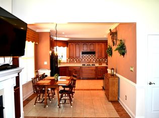 255 Forest Dr, Graham, NC 27253