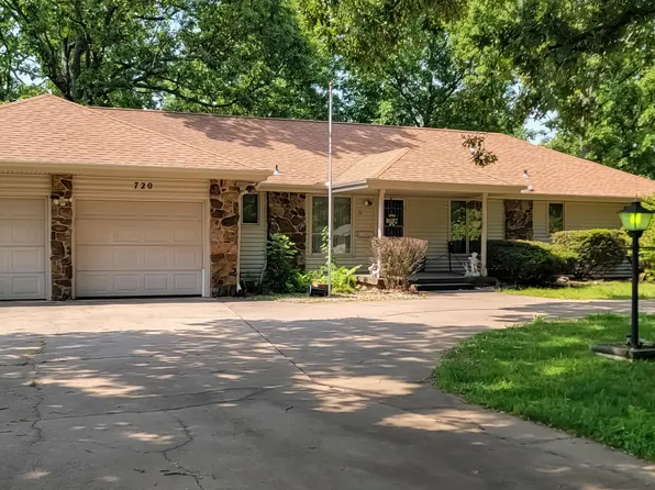 720 E Glendale Street, Aurora, MO 65605