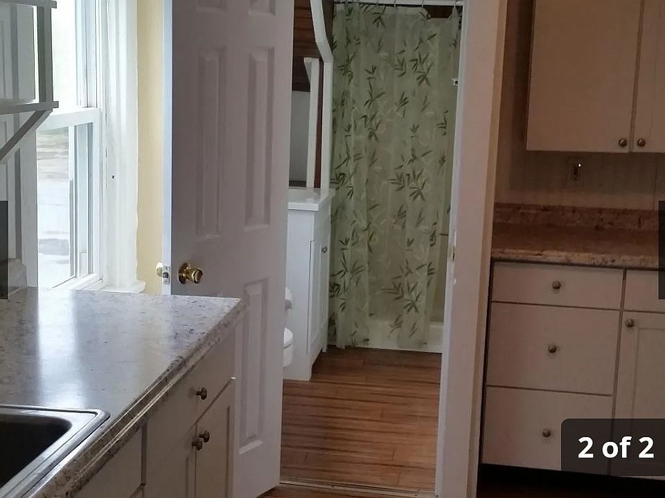 2nd image of 324 Vliet Blvd Unit 2