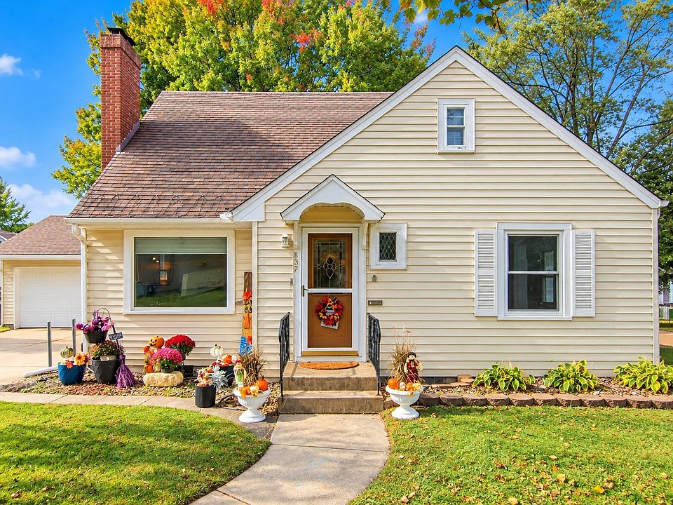 1st image of 837 Hopwood Avenue