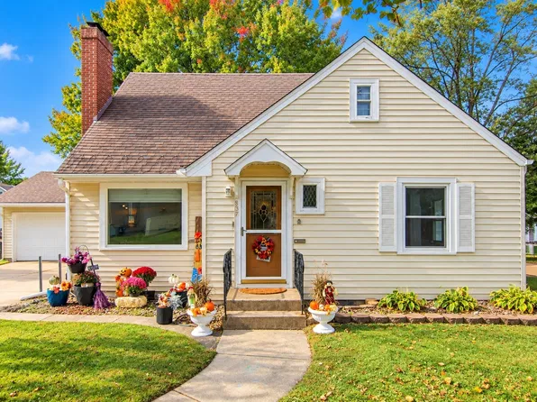 837 Hopwood Avenue, Menomonie, WI 54751