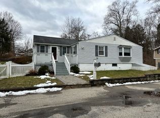 44 Ludlow St, Wharton, NJ 07885