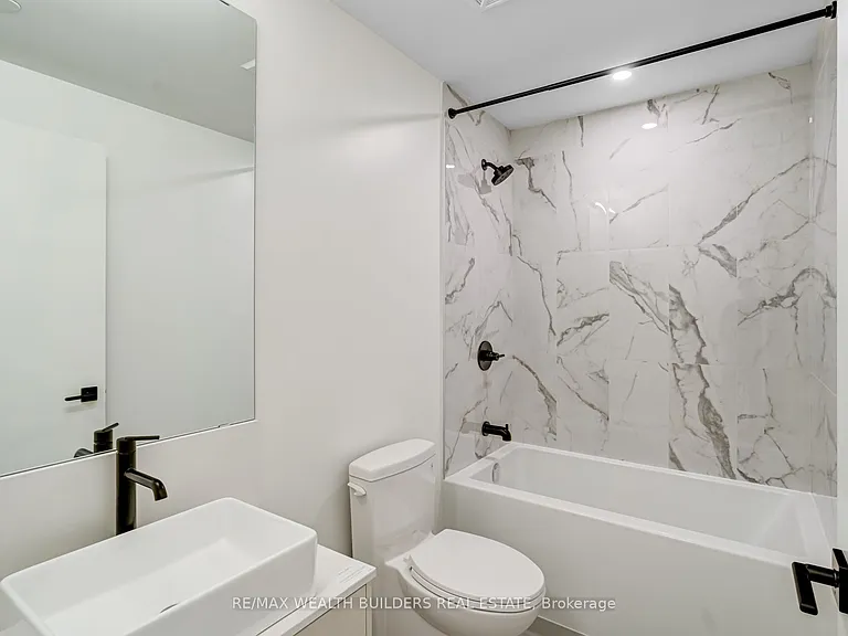 1285 Dupont St #2407 — Photo 20