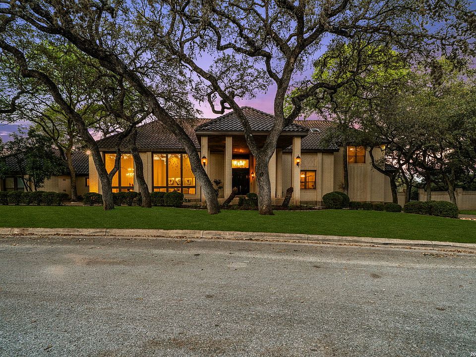 1st image of 12514 Elm Manor