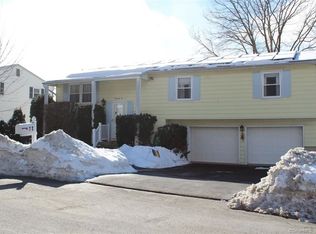 72 Meadowlark Dr, Waterbury, CT 06708