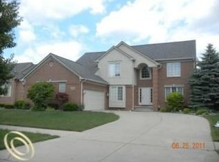 47072 W Wayford Dr, Shelby Township, MI 48315