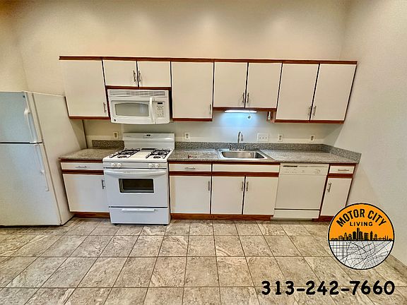 3rd image of 295 E Ferry St APT 2