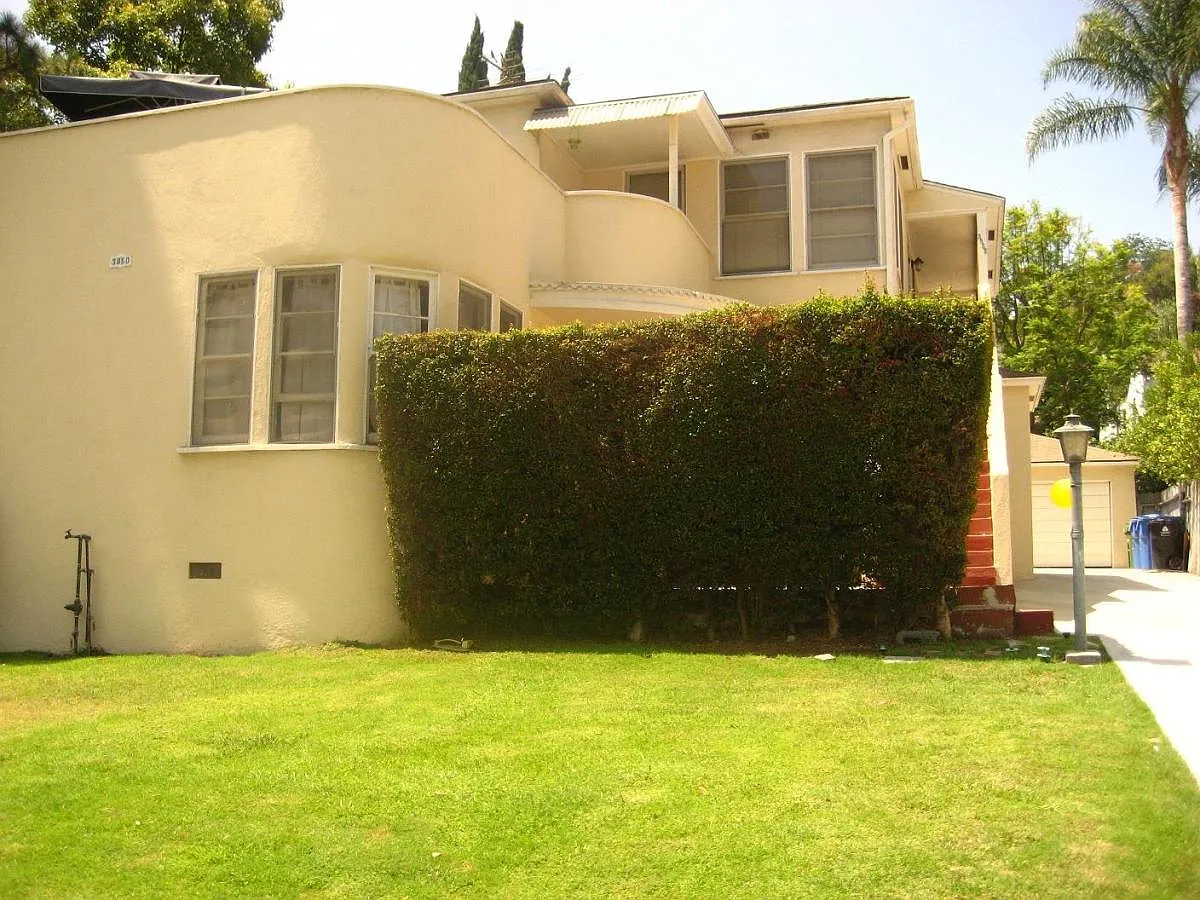 3 bed, 1400 sqft, $4,995 — Photo 2