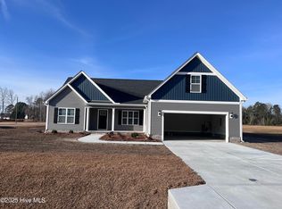 822 Lawson Ct, Greenville, NC 27858