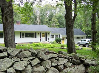 90 Looking Glass Hill Rd, Morris, CT 06763