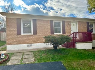 102 Daisey Cir, Berea, KY 40403