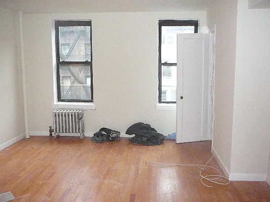 Rented by Kings Court Real Estate | media 21