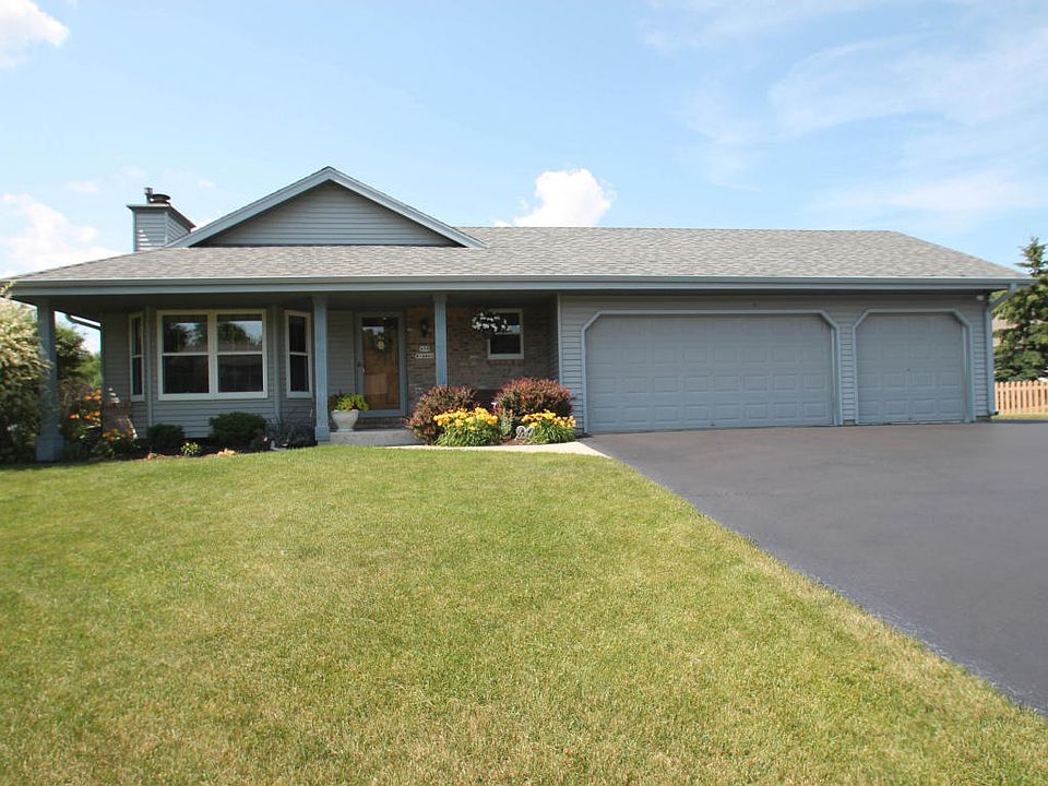 1st image of N54W14460 Thornhill Dr