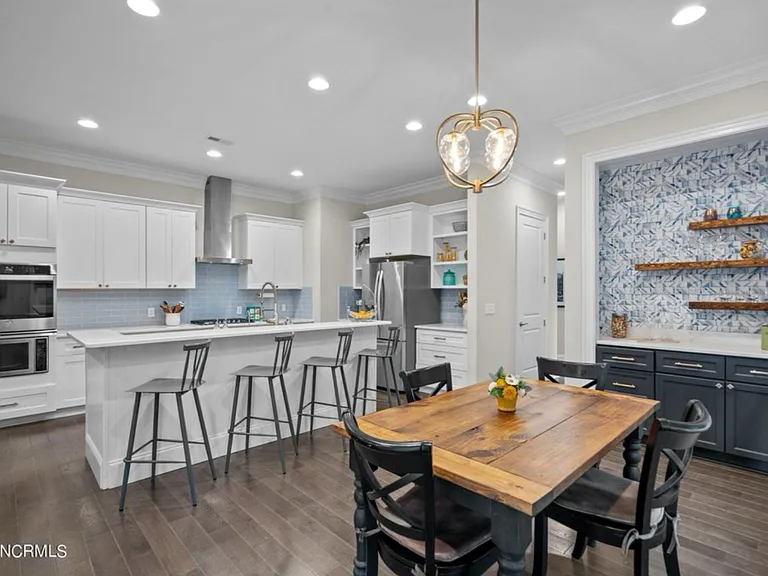 1117 Hill St — Photo 31