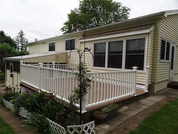 4th image of 106 Hubbard Dr