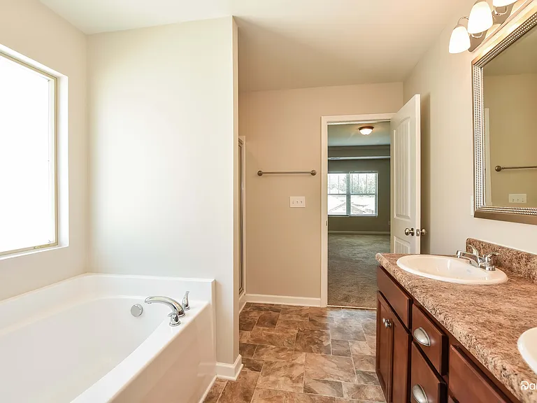 120 Winstead Cir — Photo 9