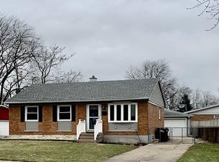 109 Cora Ct, Thornton, IL 60476