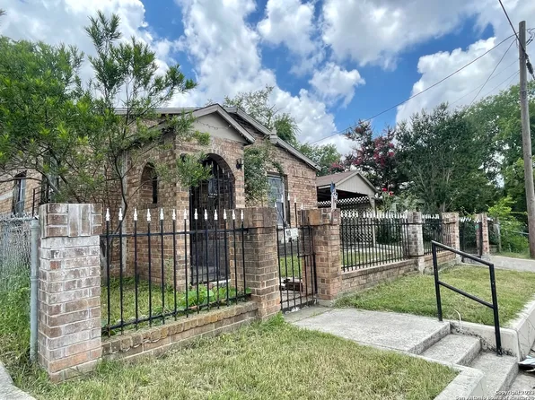 224 Bee St, San Antonio, TX 78208