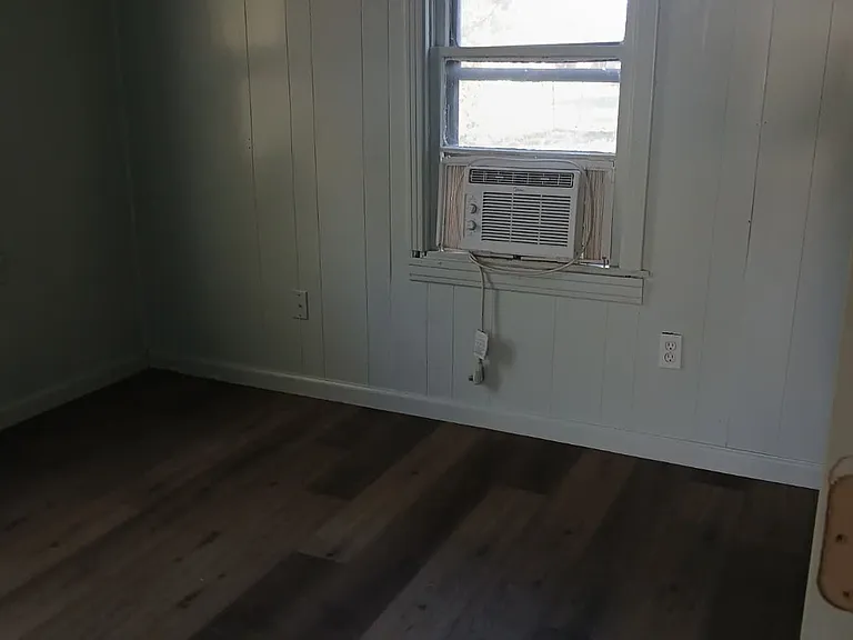 708 SE 13th St — Photo 10