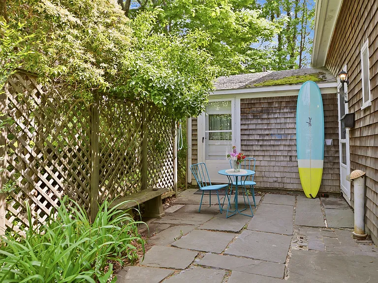 40 Catherine St — Photo 26