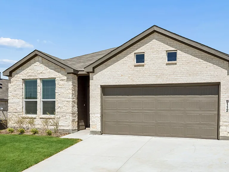 9112 Suttonridge Dr — Photo 28