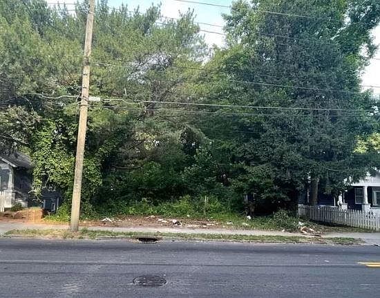 2nd image of 67 Joseph E Lowery Blvd NW