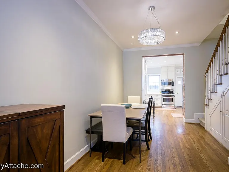 1421 Hopkins St NW — Photo 9