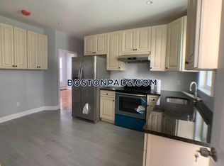 2 Bancroft St #3SW, Cambridge, MA 02139