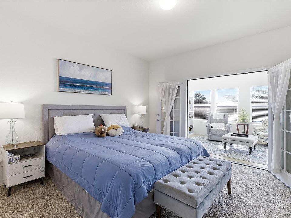 1st image of 832 Mallow Rd