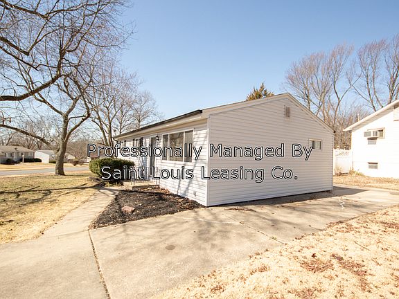 2nd image of 1185 Penhurst Dr