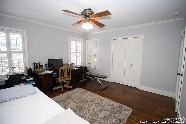 245 Calumet Pl — Photo 29