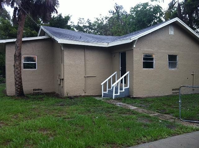 1st image of 2915 Highland Ave