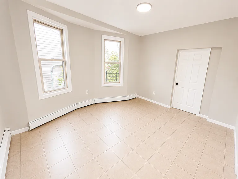 449 S 12th St #2 — Photo 7