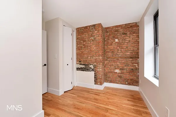 Rented by MNS | media 35