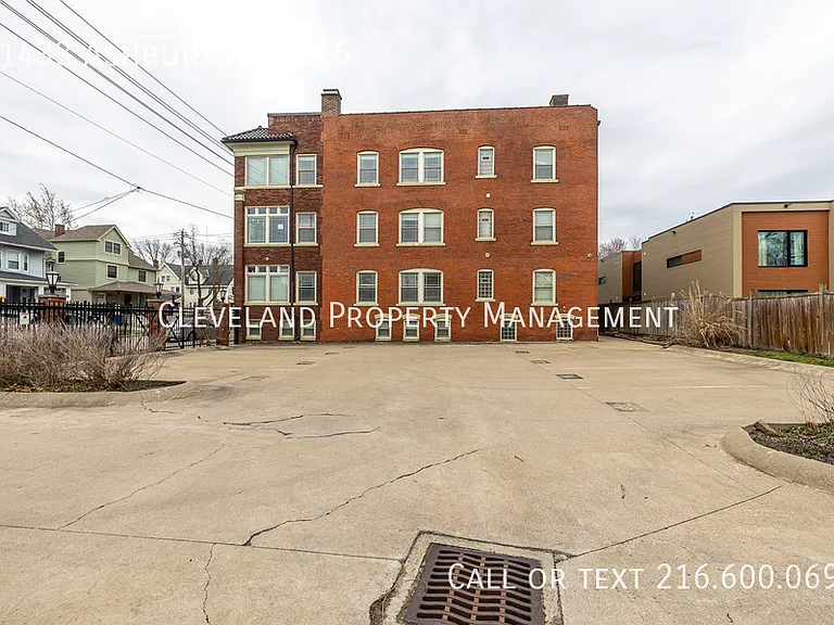 11433 Ashbury Ave #15 — Photo 21