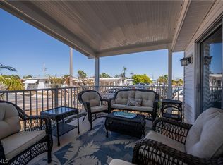 154 Overland Trl, North Fort Myers, FL 33917