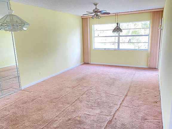 3rd image of 5003 NW 35th St APT 505