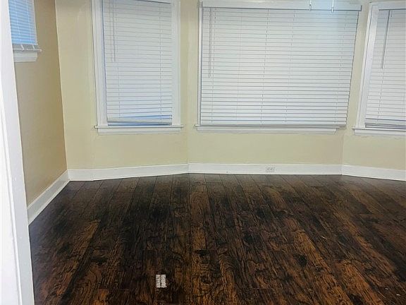 4th image of 3435 W 131st St