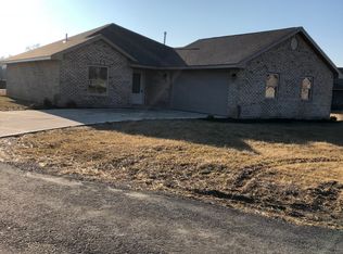 146 Pebble Creek Dr, Eaton, OH 45320