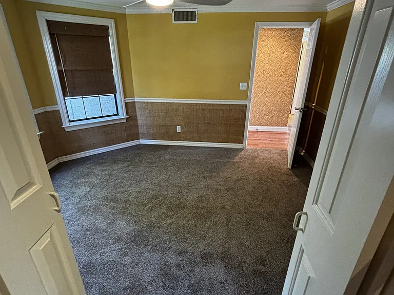 961 E Richmond Ave — Photo 17