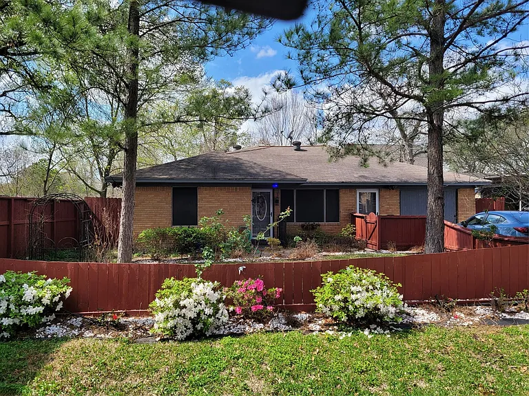 5903A Nancy Ann St — Photo 1