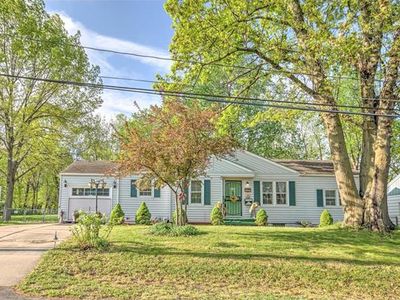 9809 E 30th St S, Independence, MO, 64052