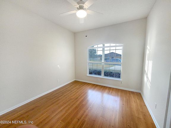 4th image of 3035 ZEYNO Drive