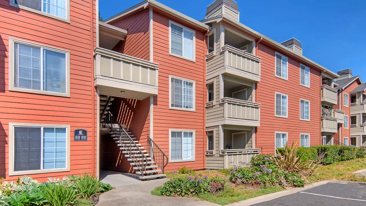 Exterior - Mill Creek