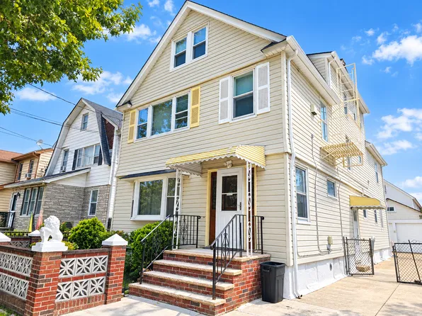 10935 96th St Floor 3, Ozone Park, NY 11417
