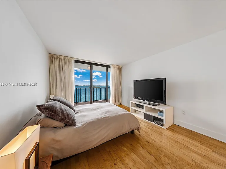 801 N Venetian Dr #903 — Photo 18
