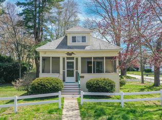 124 Melbourne St, Portsmouth, NH 03801