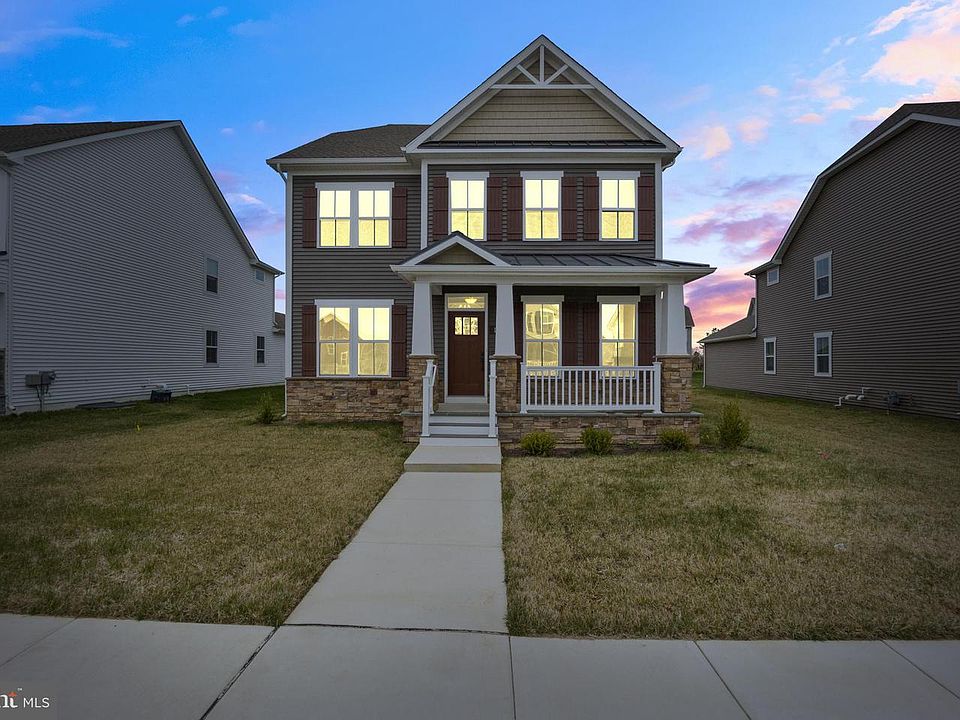 1st image of 107 Tuscany Dr