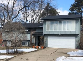 2808 Bavarian Ln, Rockford, IL