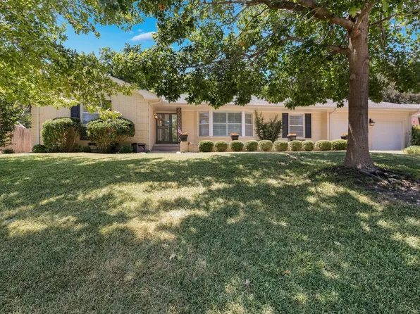 3900 Tamworth Rd, Fort Worth, TX 76116